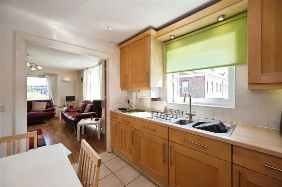 Arethusa House, Gunwharf Quays, PO1, photo 11