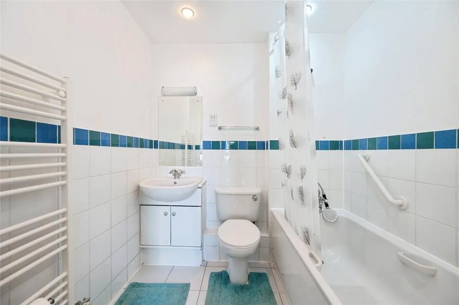 Arethusa House, Gunwharf Quays, PO1, photo 23