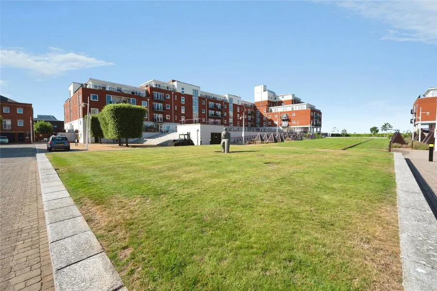 Arethusa House, Gunwharf Quays, PO1, photo 17