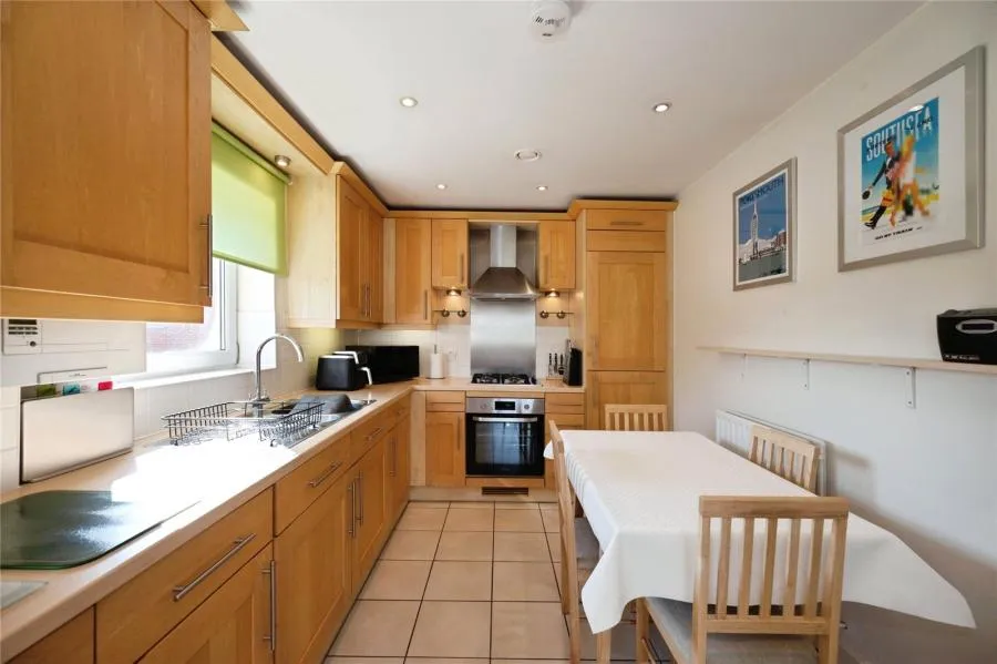 Arethusa House, Gunwharf Quays, PO1, photo 9
