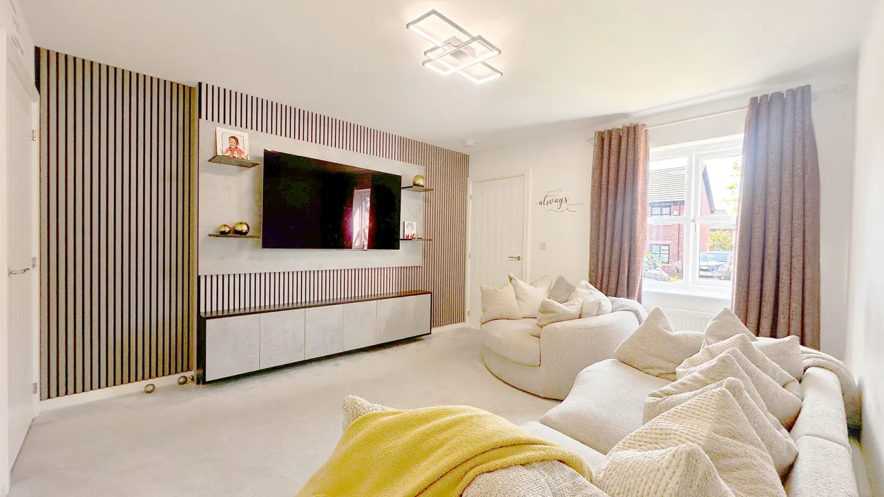 Wemmick Place, Stockport, photo 2