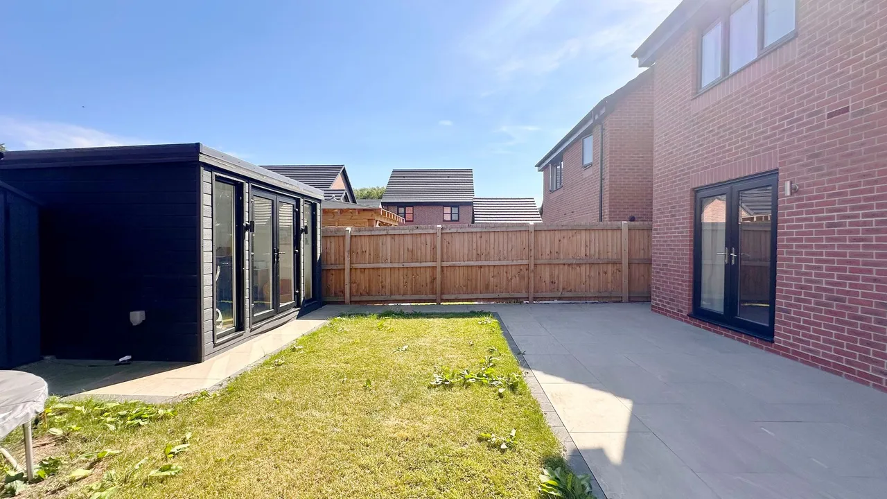 Wemmick Place, Stockport, photo 21