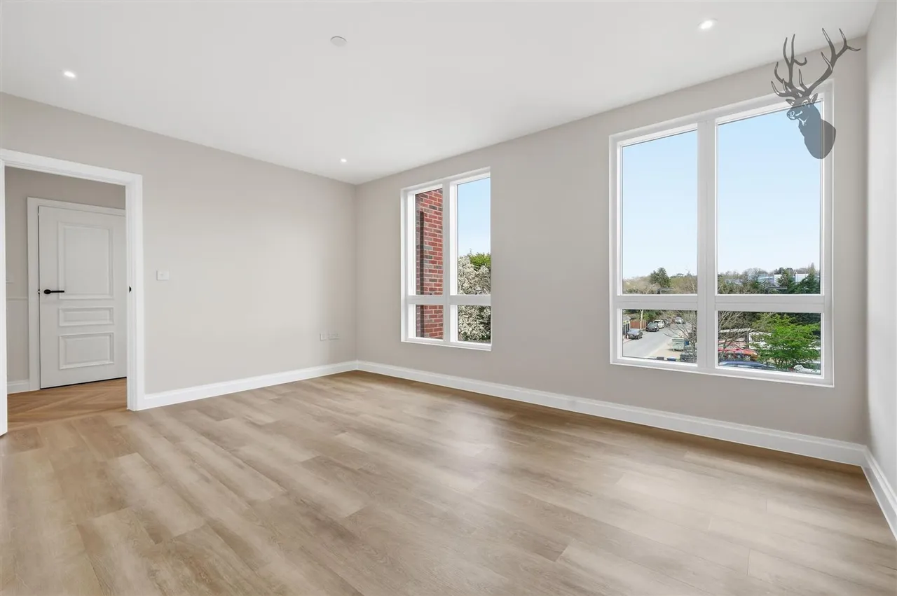 High Road, Chigwell, IG7, photo 7