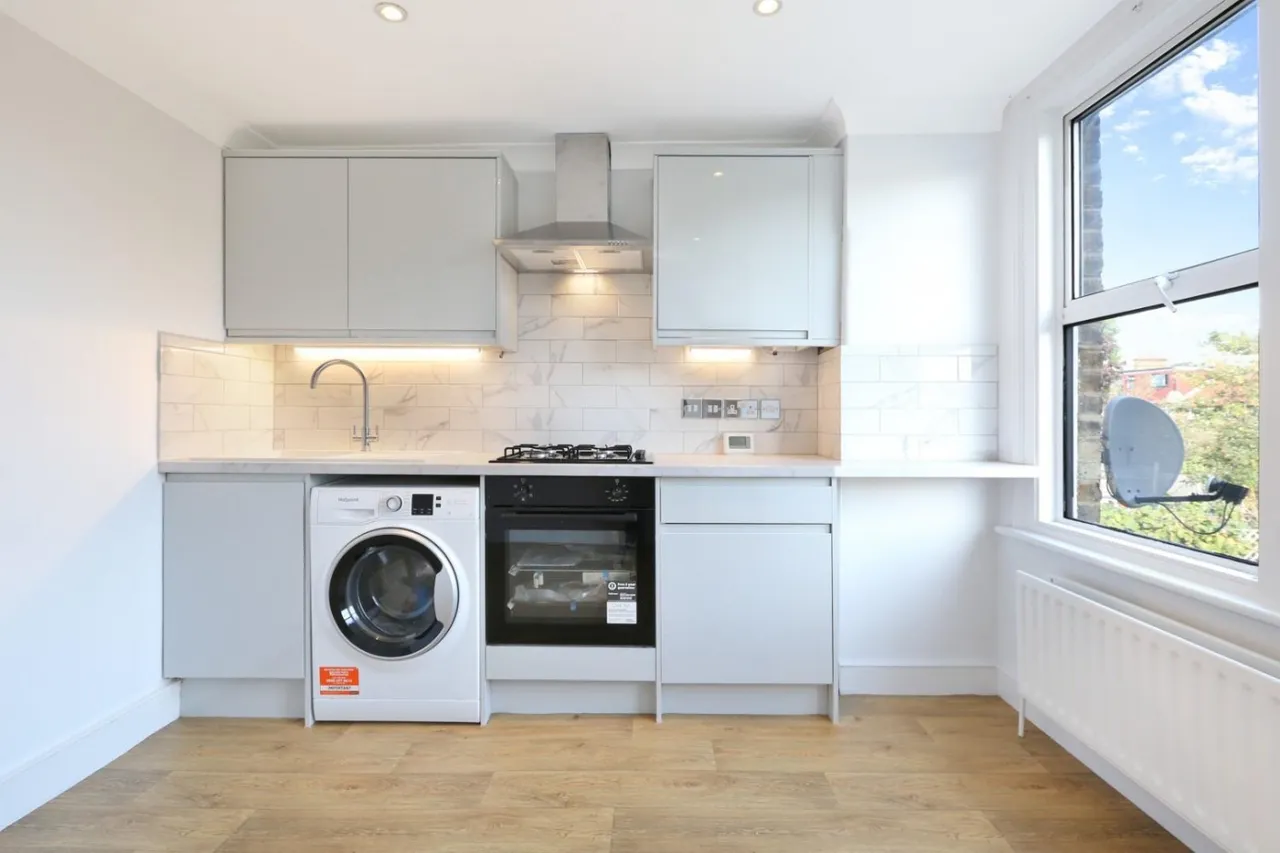 Hurstbourne Road, London, SE23, photo 5