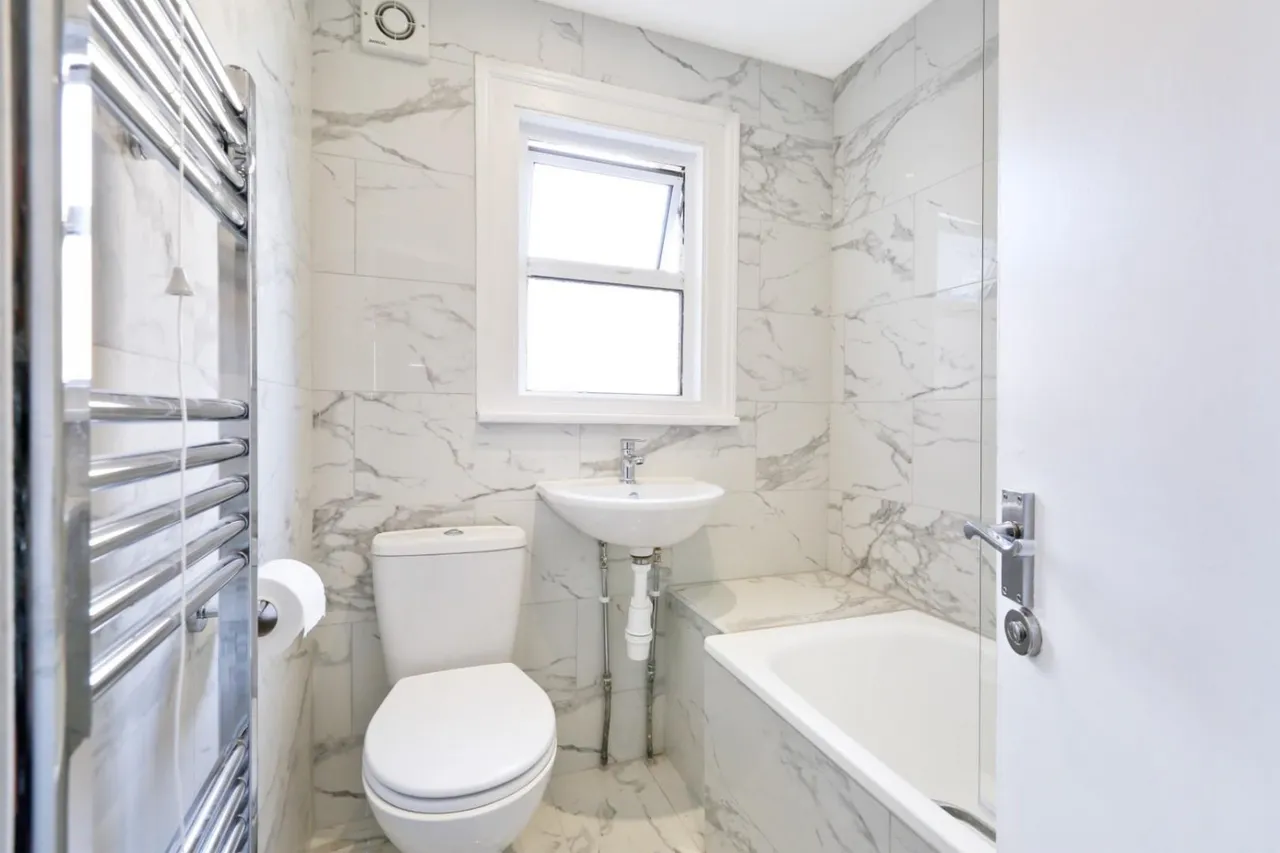 Hurstbourne Road, London, SE23, photo 6