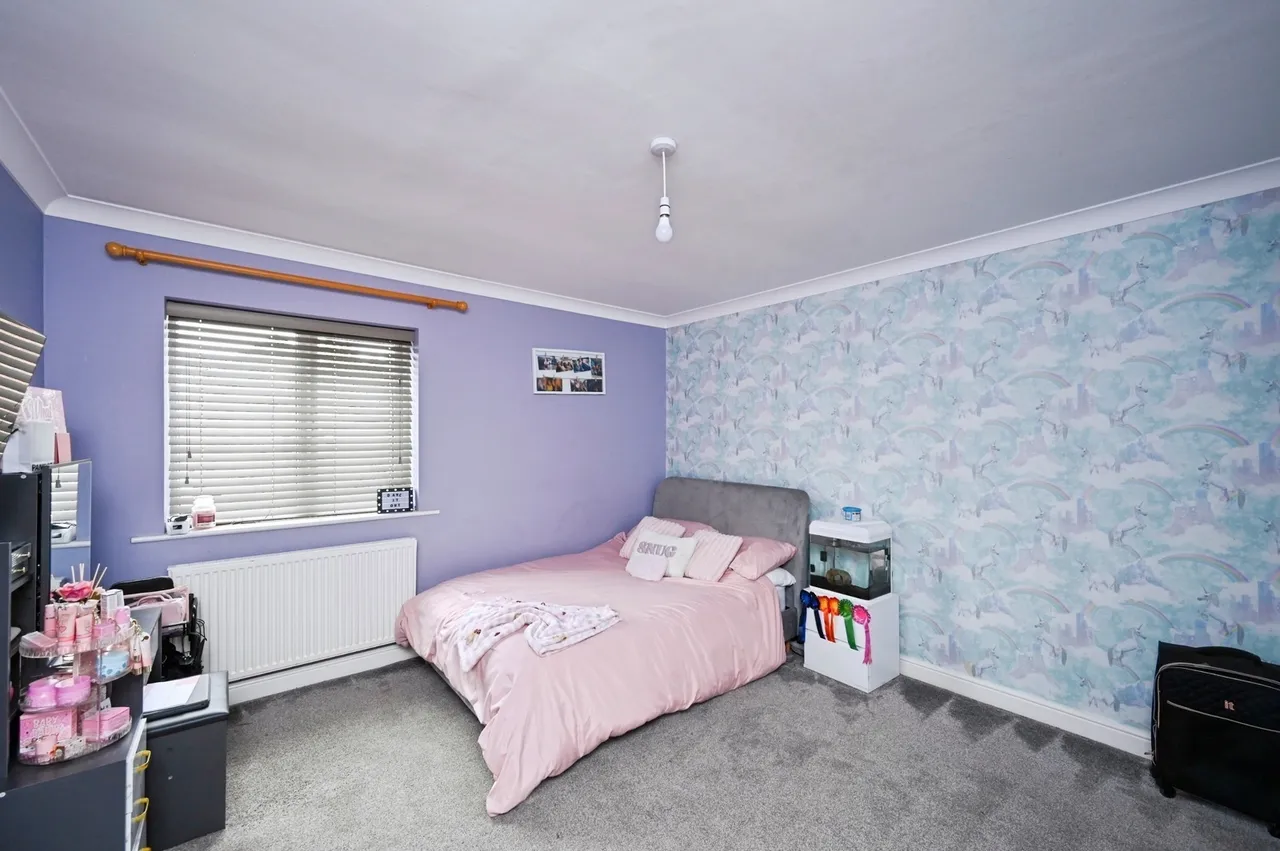 Tintern Close, Kirkby-in-Ashfield, NG17, photo 10