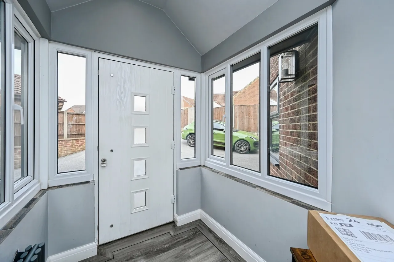 Tintern Close, Kirkby-in-Ashfield, NG17, photo 18