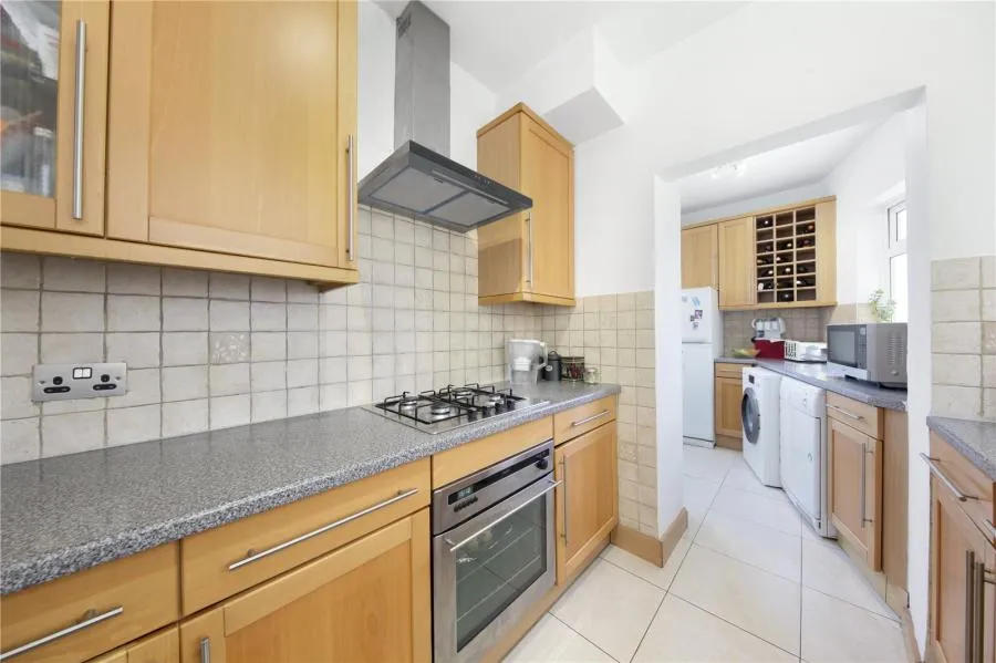 Hall Lane, London, NW4, photo 4
