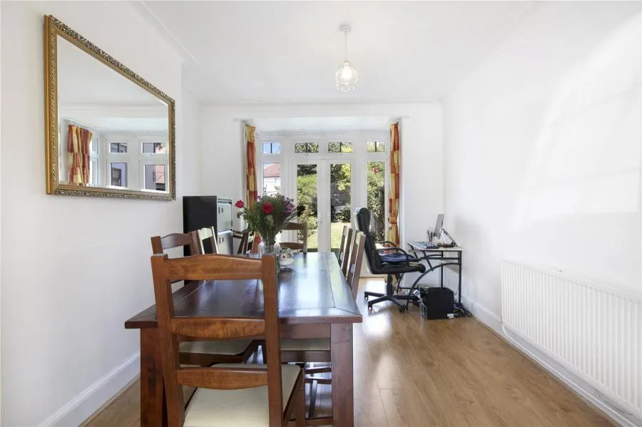 Hall Lane, London, NW4, photo 6