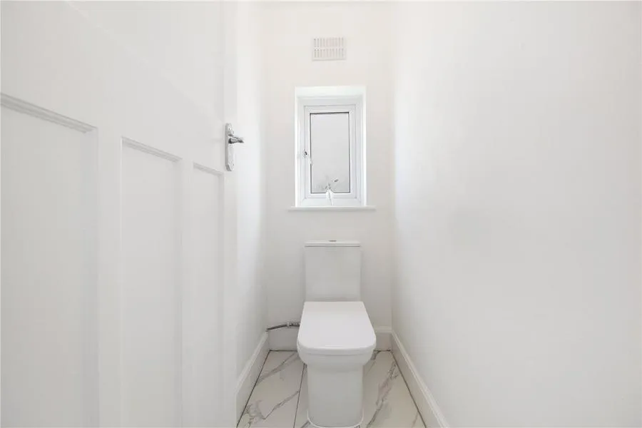 Hall Lane, London, NW4, photo 16