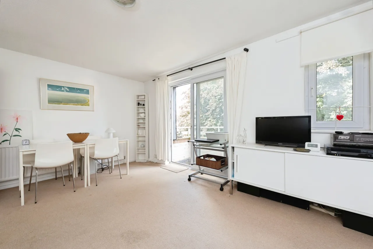 Blakeney House, Twickenham Road, Teddington Tw11, photo 3