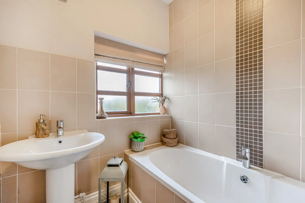 Stonehouse Lane, Hopwood, B48, photo 20