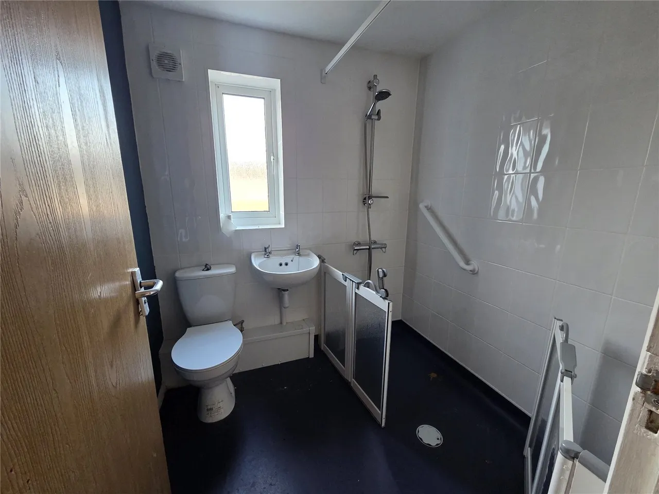 Baslow Grove, Buxton, SK17, photo 16