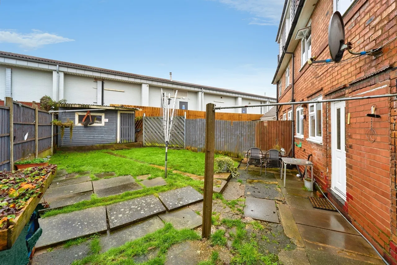 Remembrance Road, Wednesbury, WS10, photo 15