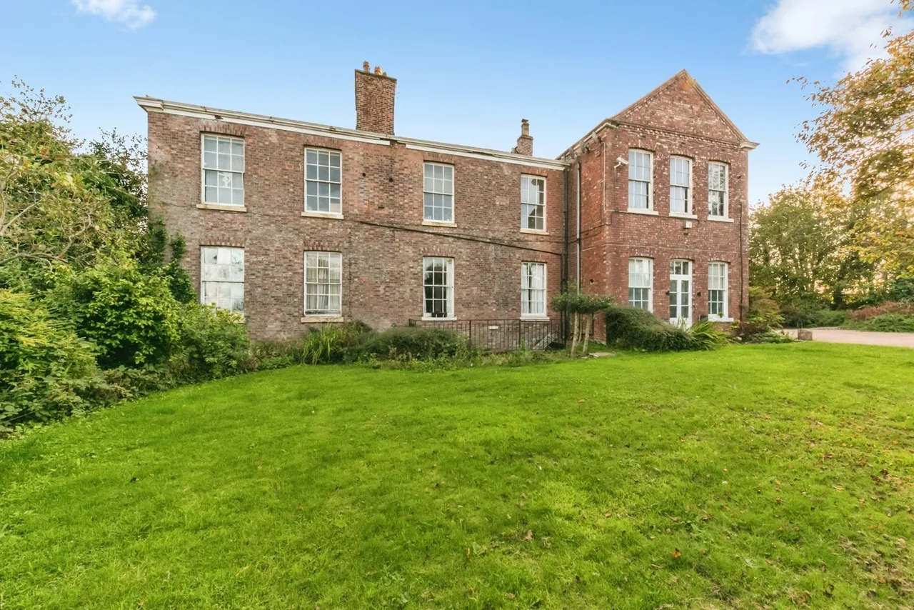 Brocklehurst Avenue, Macclesfield, SK10, photo 6