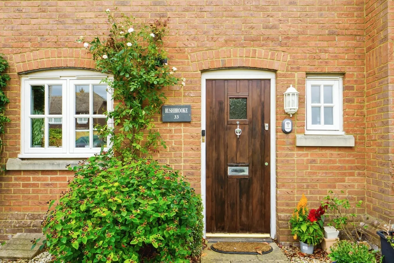 Sandwich Road, CANTERBURY, Kent, CT3, photo 2