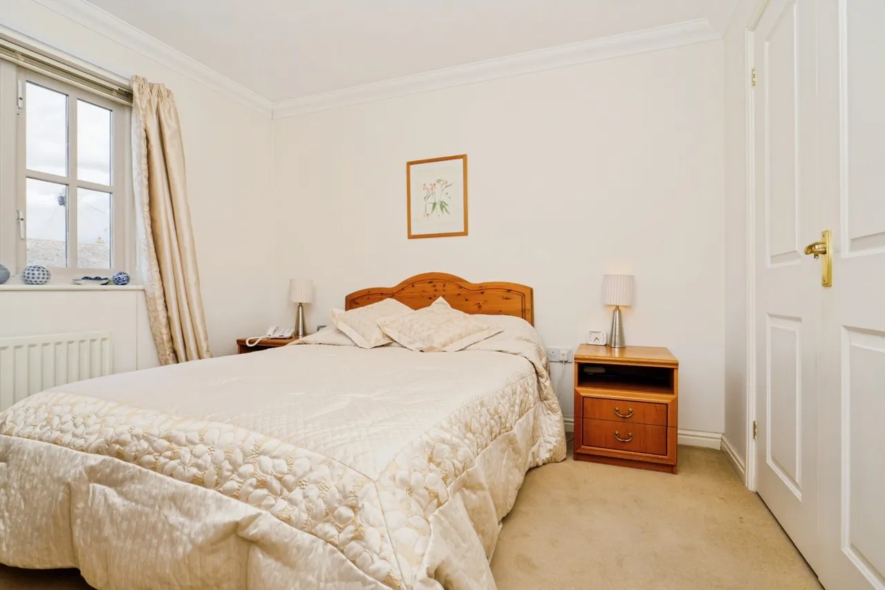 Sandwich Road, CANTERBURY, Kent, CT3, photo 12