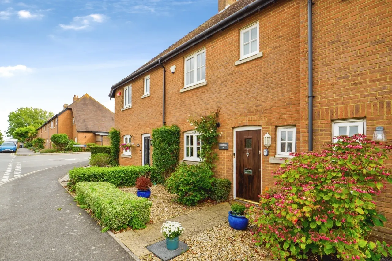 Sandwich Road, CANTERBURY, Kent, CT3, photo 19