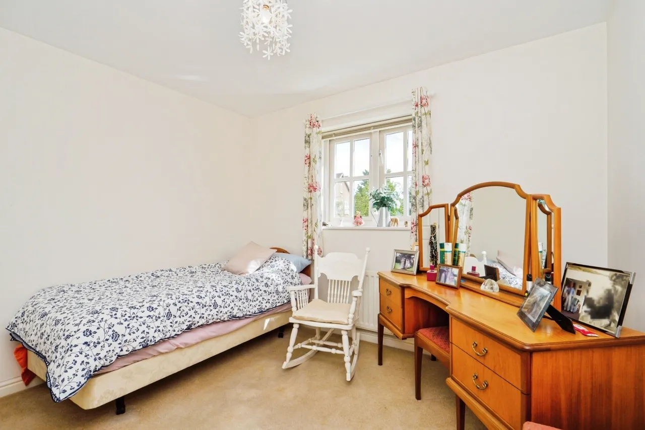 Sandwich Road, CANTERBURY, Kent, CT3, photo 13