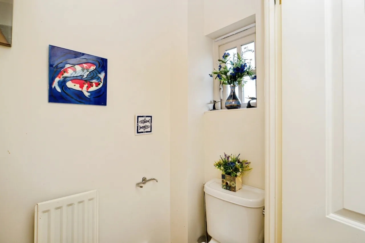 Sandwich Road, CANTERBURY, Kent, CT3, photo 9
