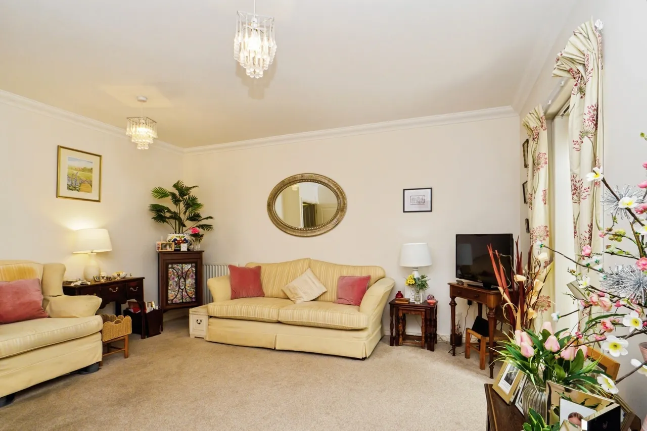 Sandwich Road, CANTERBURY, Kent, CT3, photo 5
