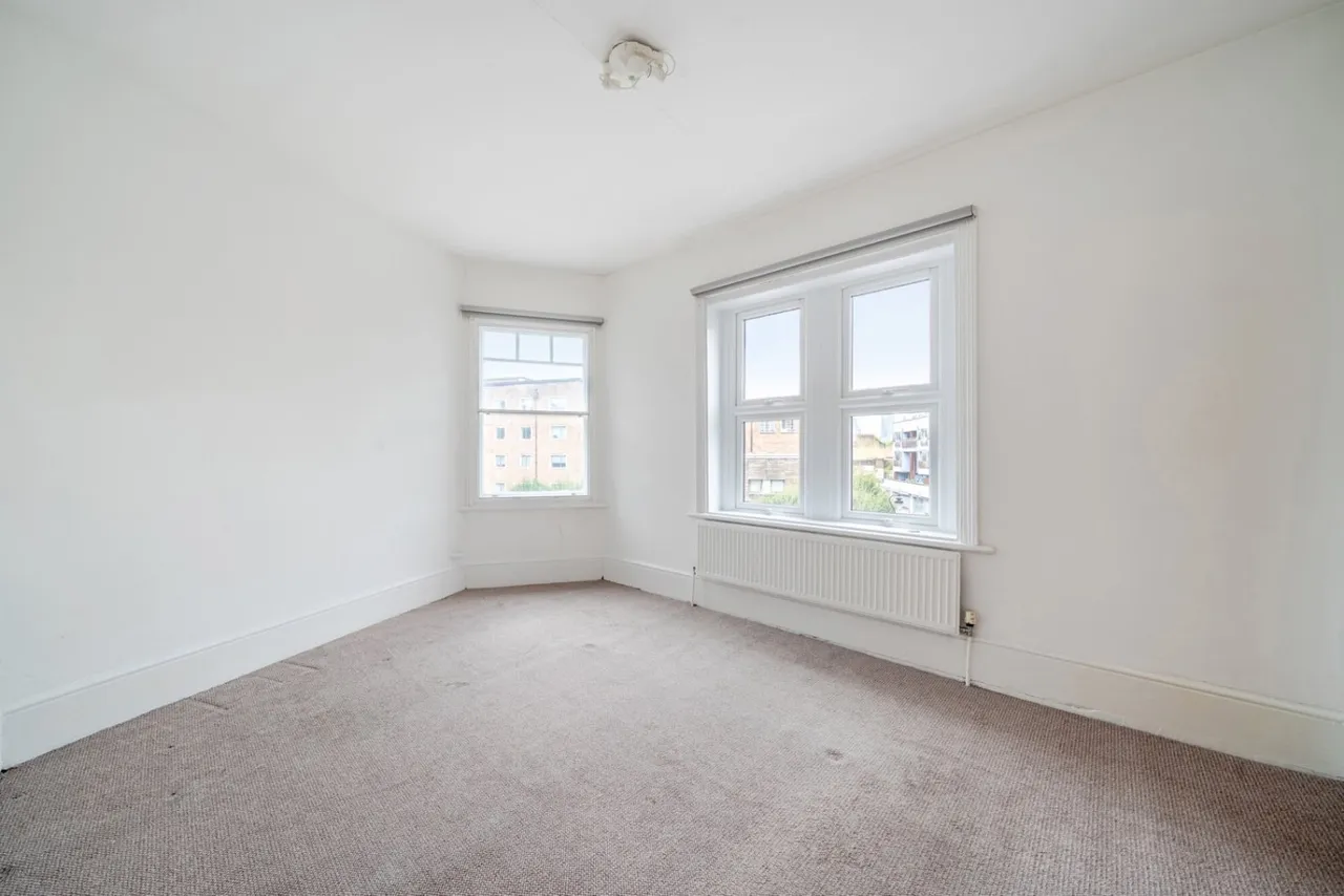 Camberwell Road, London, SE5, photo 3