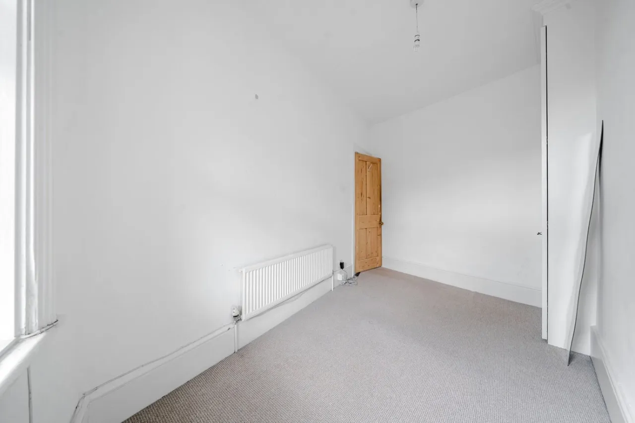 Camberwell Road, London, SE5, photo 5