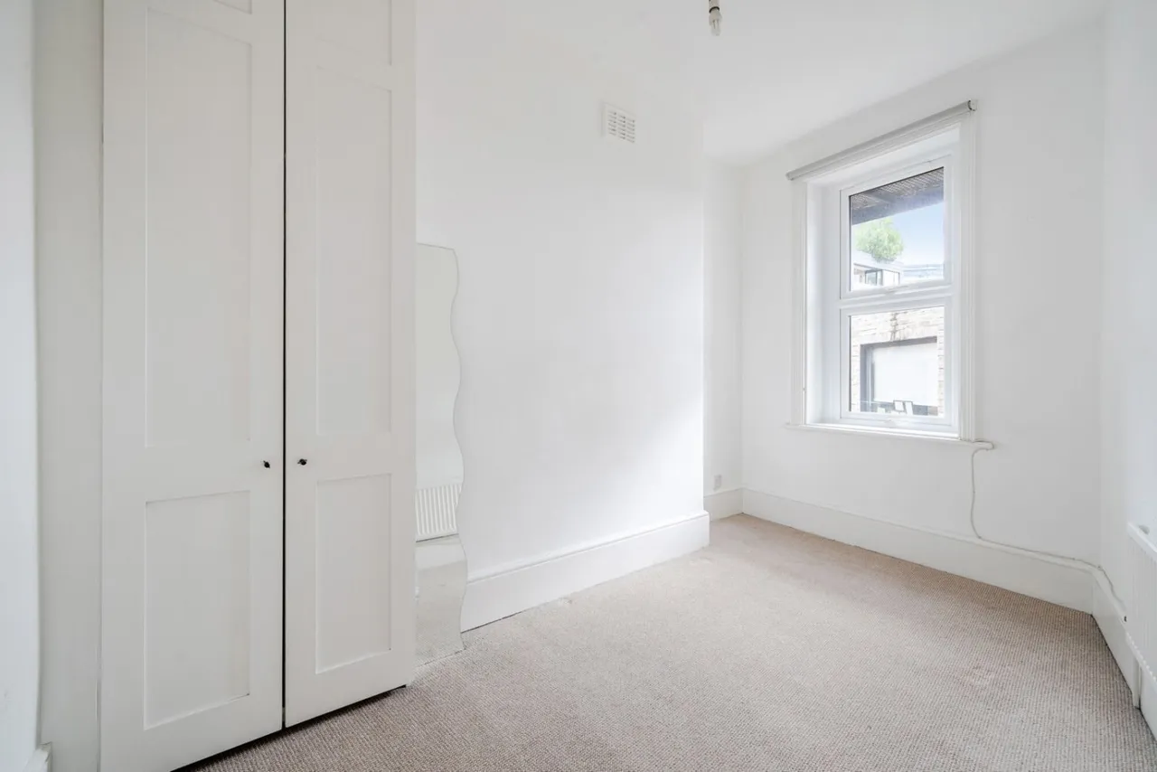Camberwell Road, London, SE5, photo 8