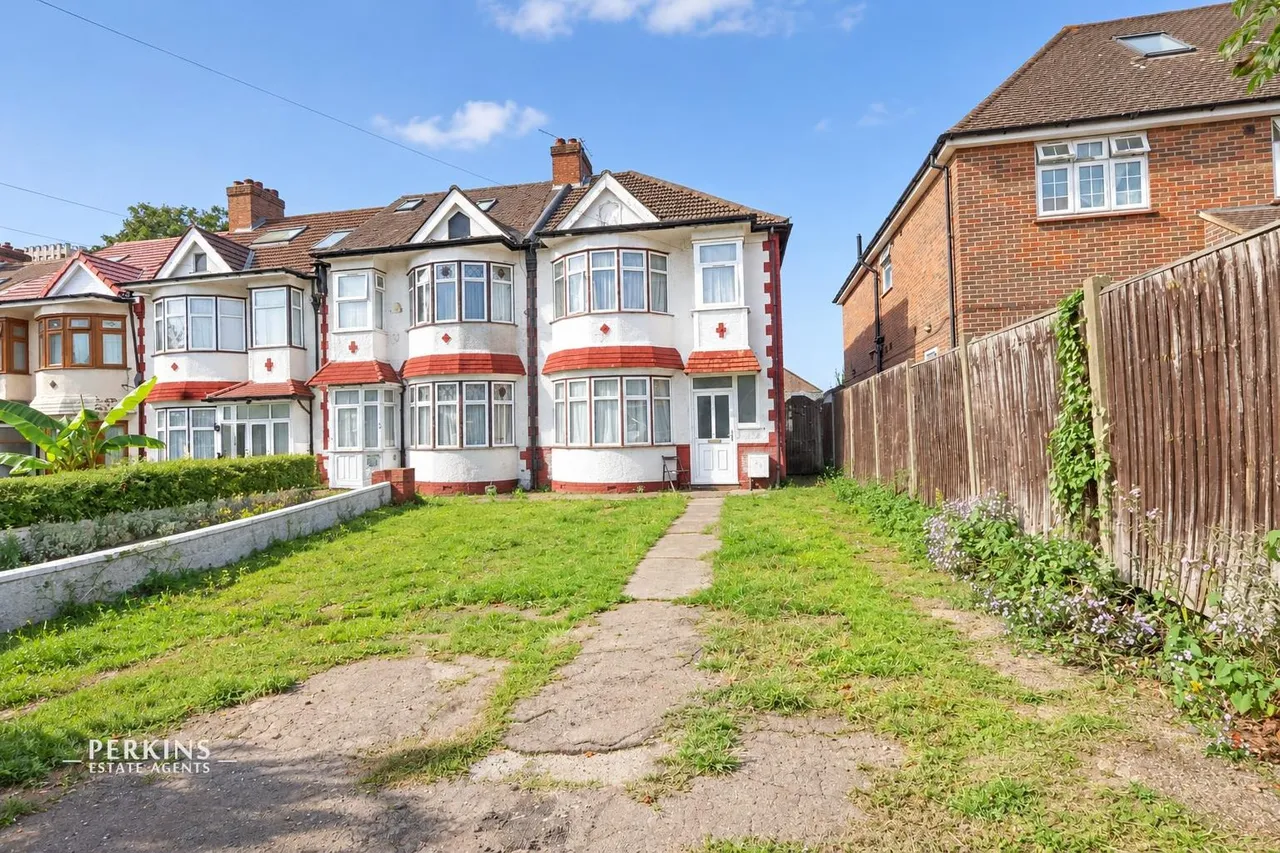 3 bed house for sale, Dennis Avenue, Wembley, HA9