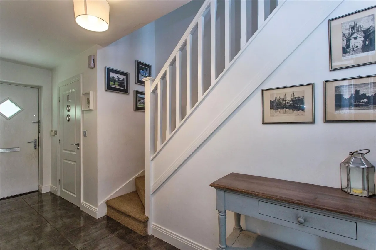 Cypress Close, Leyland, PR25, photo 4