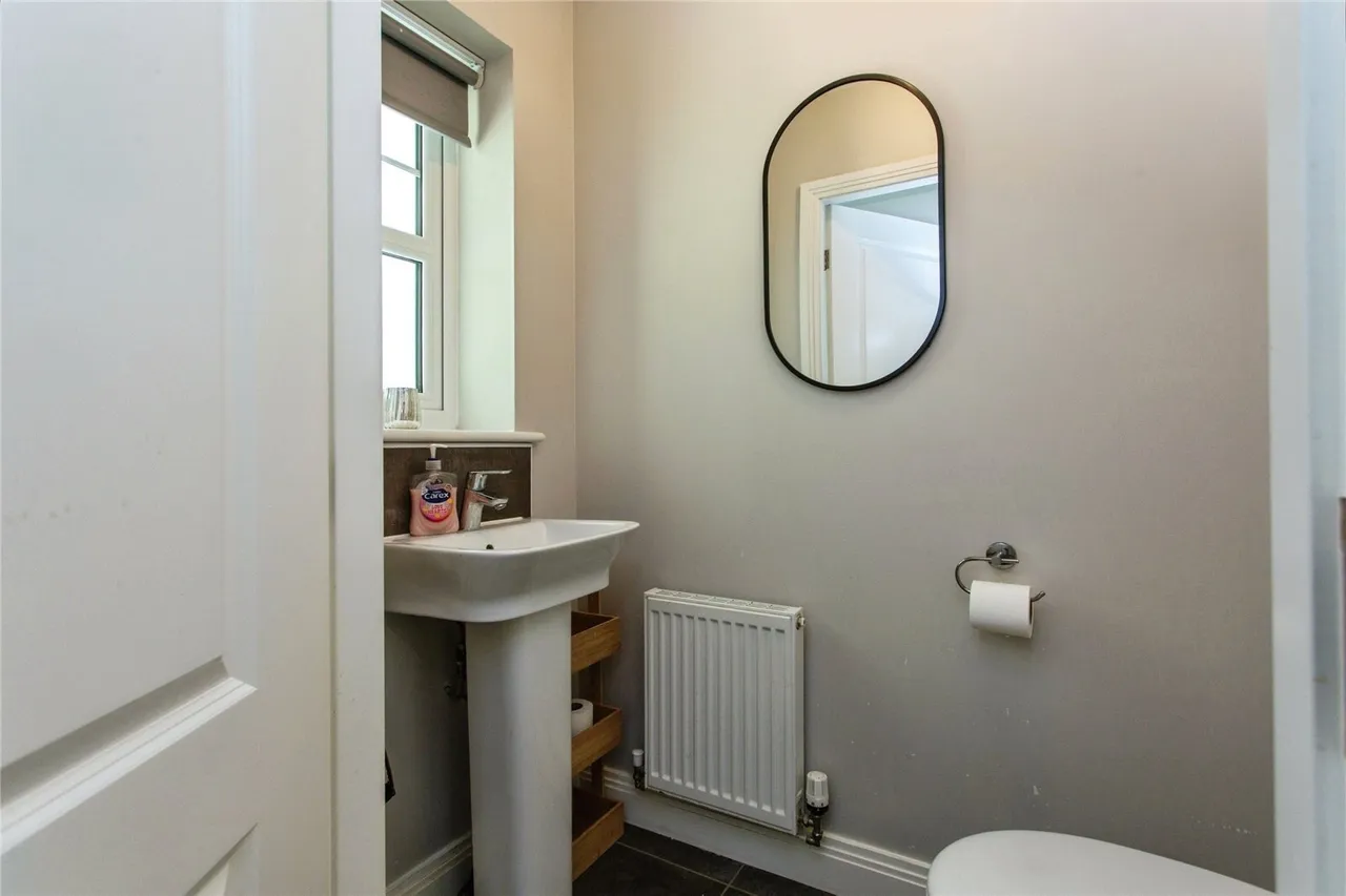 Cypress Close, Leyland, PR25, photo 5