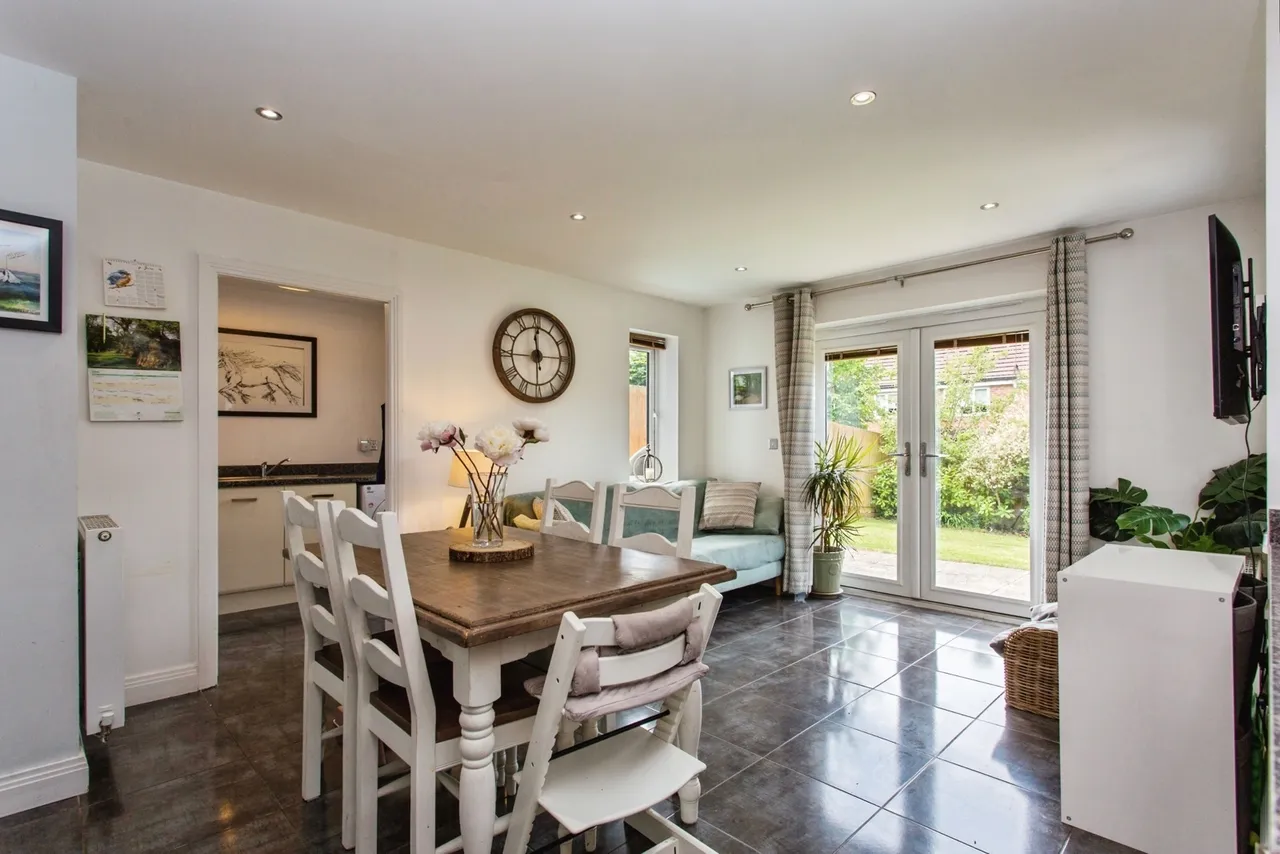 Cypress Close, Leyland, PR25, photo 8