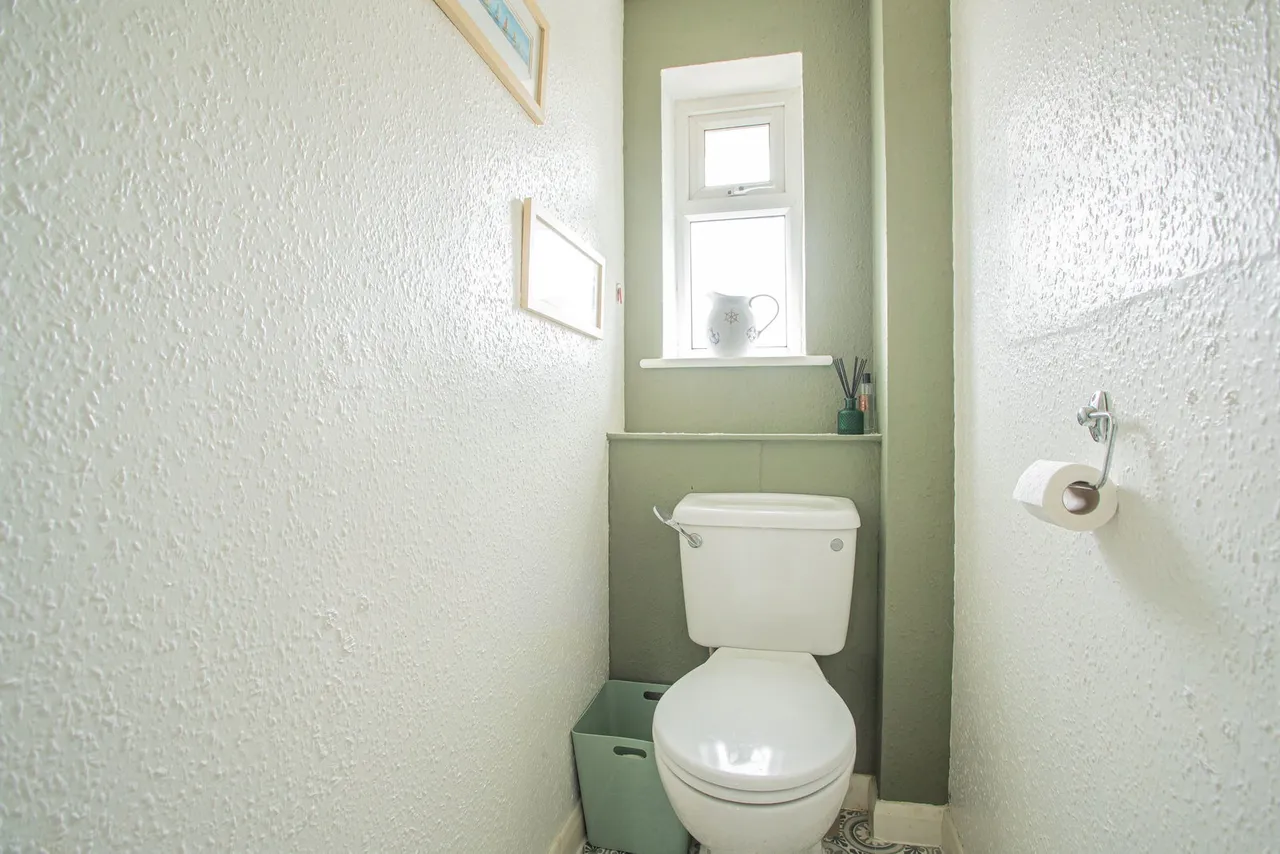 Courtfield Road, Tetbury, photo 13