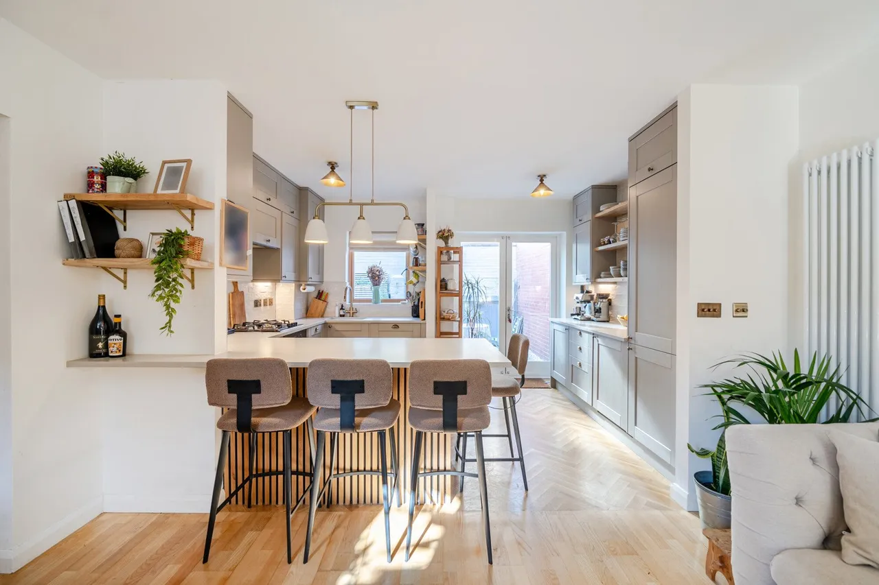 Vaughan Road, SE5, photo 13