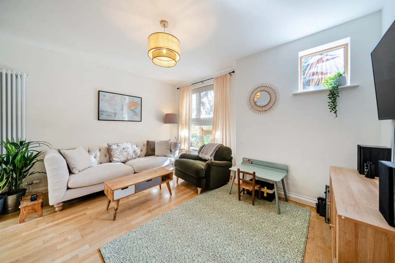 Vaughan Road, SE5, photo 14