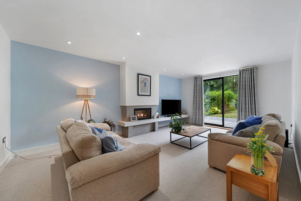 Grovewood Warrington Road, Bold Heath, Widnes, WA8 3UX, photo 8