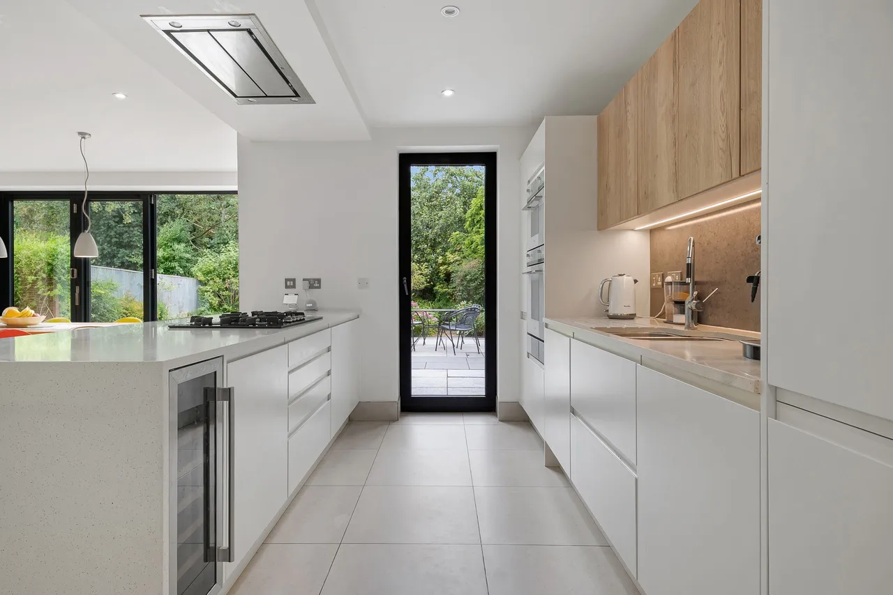 Grovewood Warrington Road, Bold Heath, Widnes, WA8 3UX, photo 7