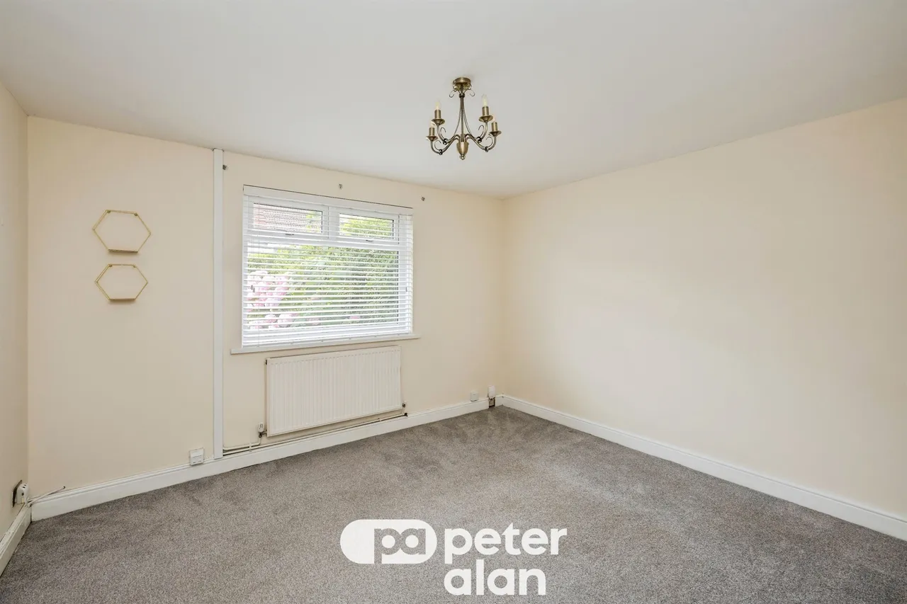 Caederwen Road, Neath, SA11, photo 17