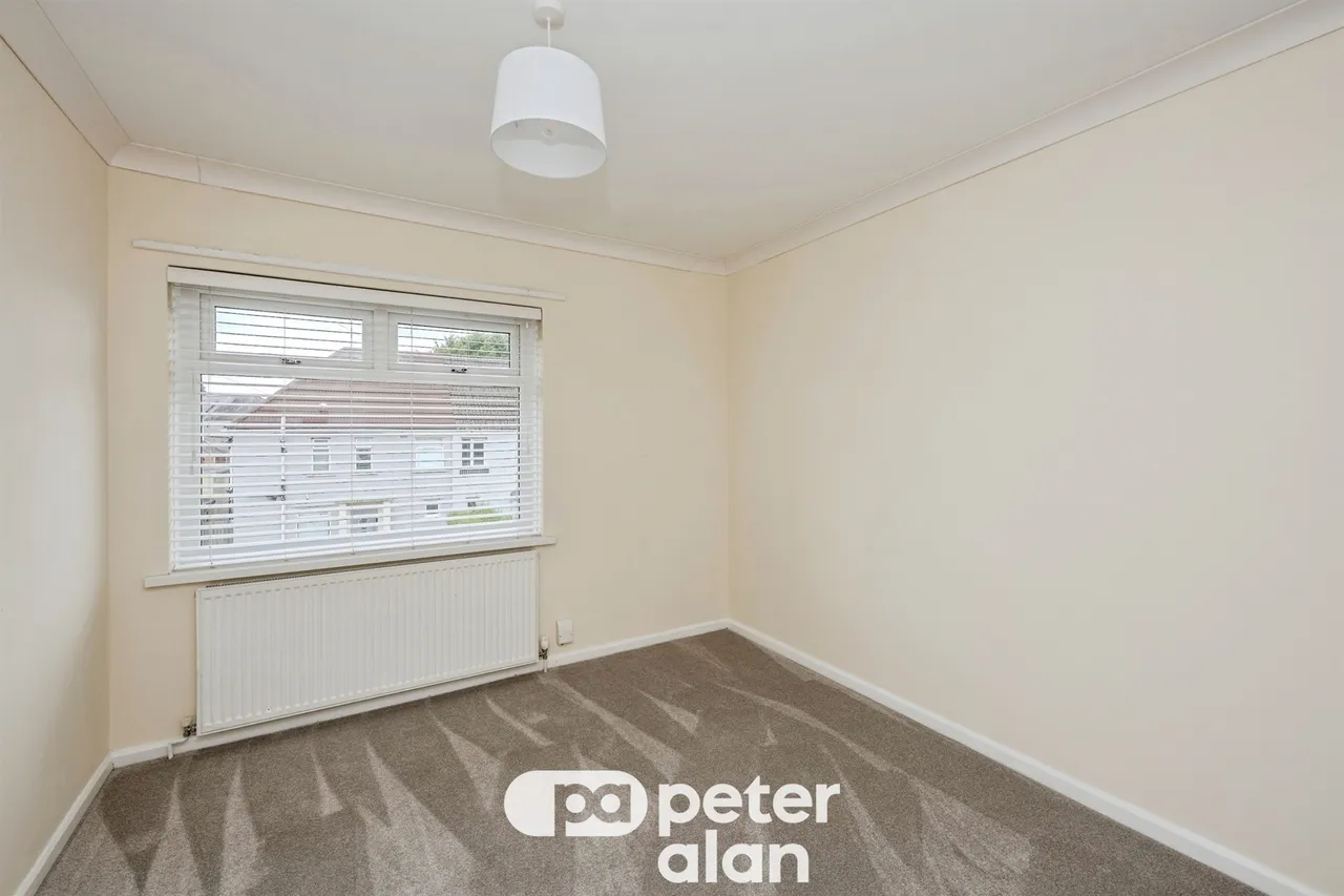 Caederwen Road, Neath, SA11, photo 13