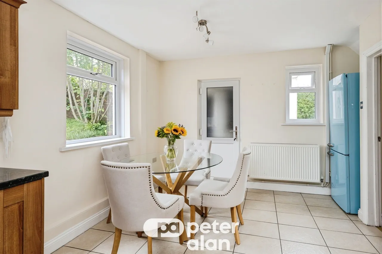 Caederwen Road, Neath, SA11, photo 5