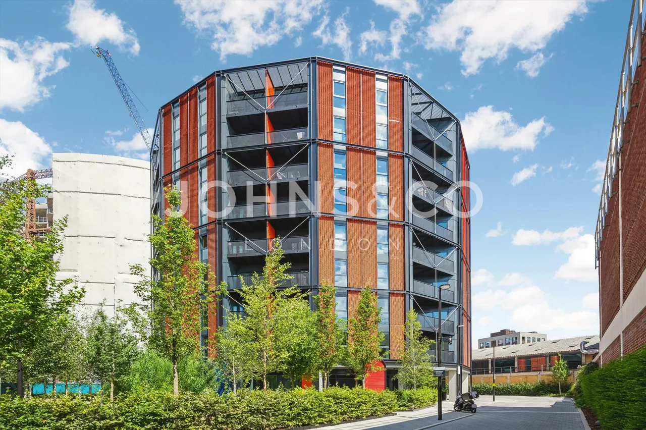 Marian Place, E2, photo 12