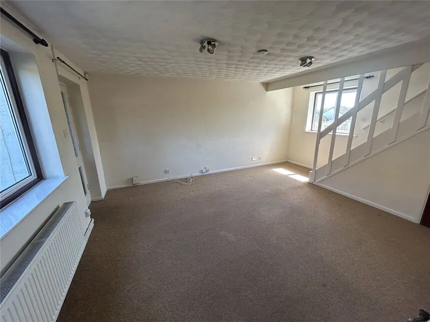 Pines Road, Bitton, BS30, photo 7