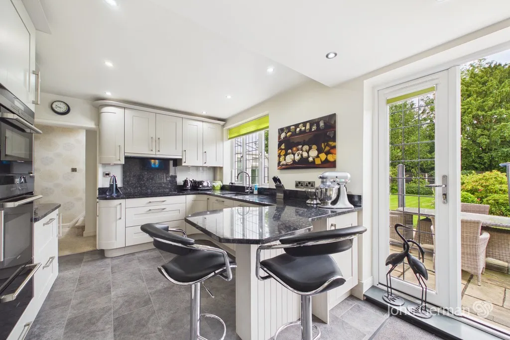 Chestnut Avenue, Mickleover, photo 2