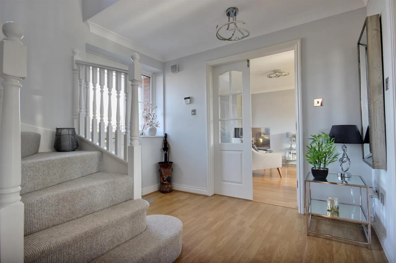 Hambling Drive, Beverley, photo 10