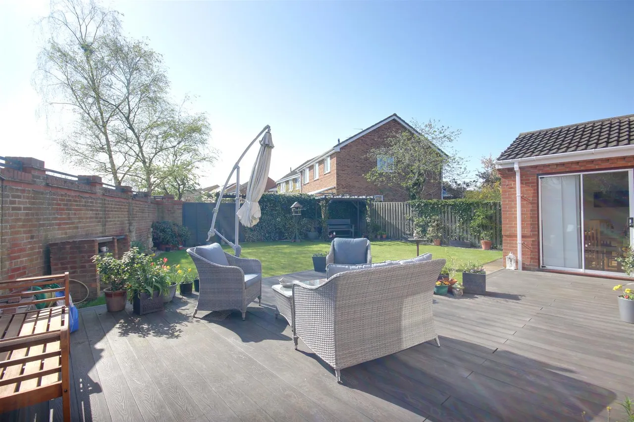 Hambling Drive, Beverley, photo 19