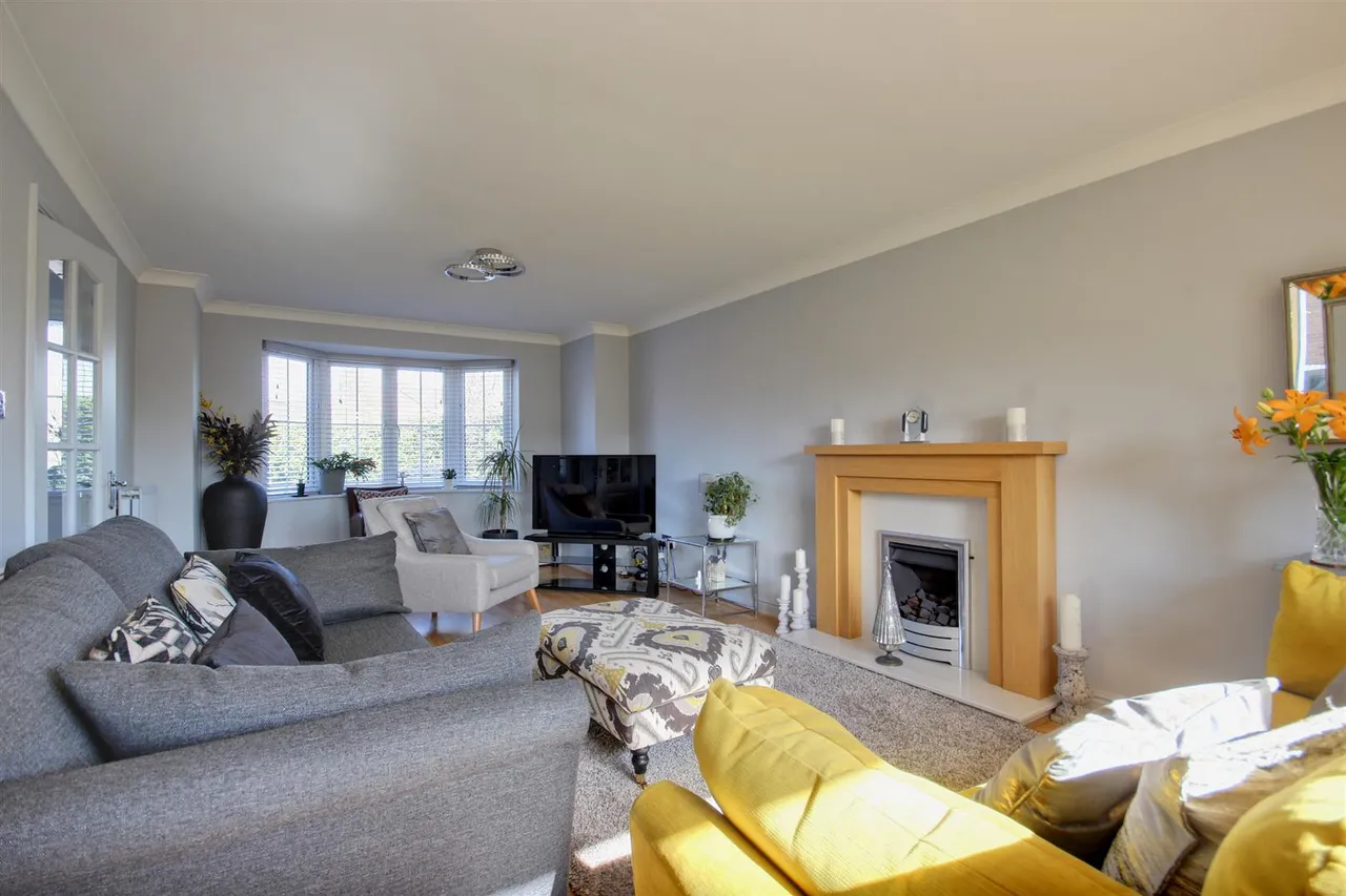Hambling Drive, Beverley, photo 2