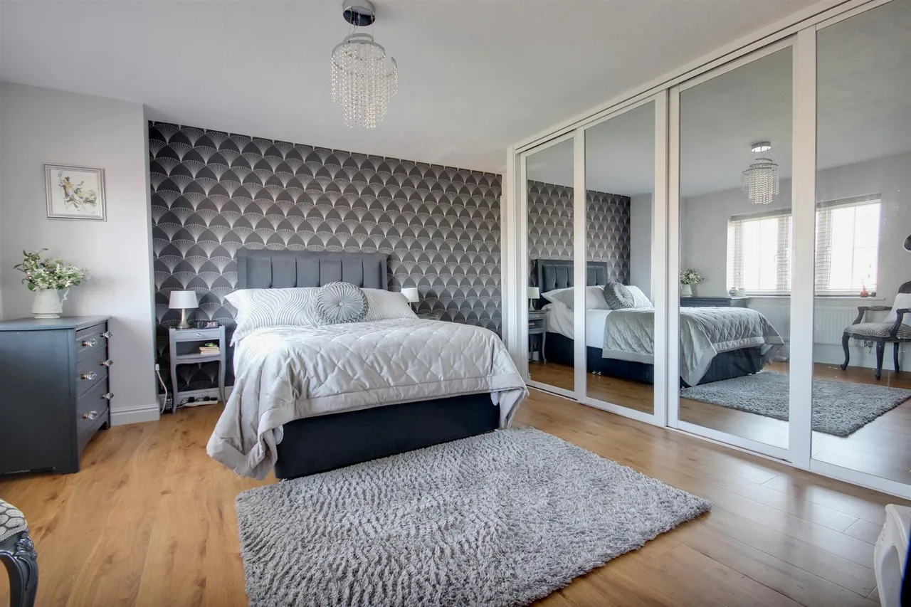 Hambling Drive, Beverley, photo 11