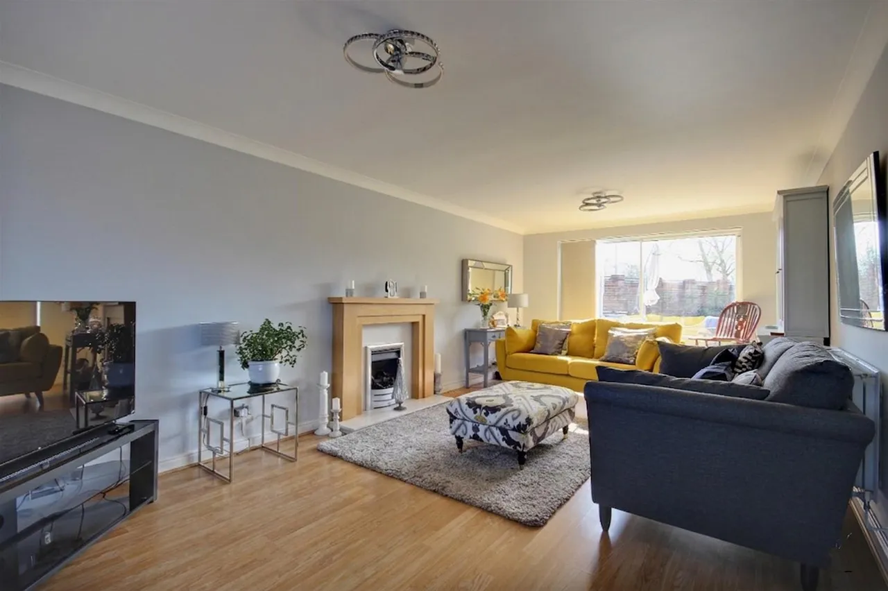 Hambling Drive, Beverley, photo 3