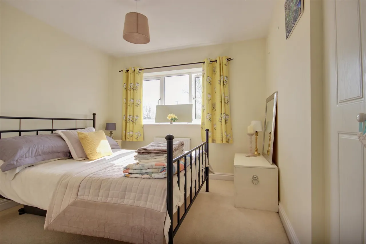 Hambling Drive, Beverley, photo 15