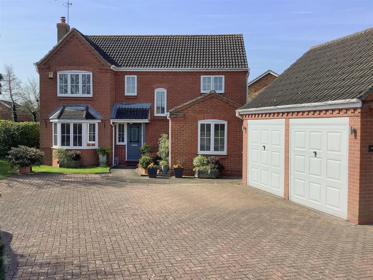 4 bed house for sale — Hambling Drive, Beverley